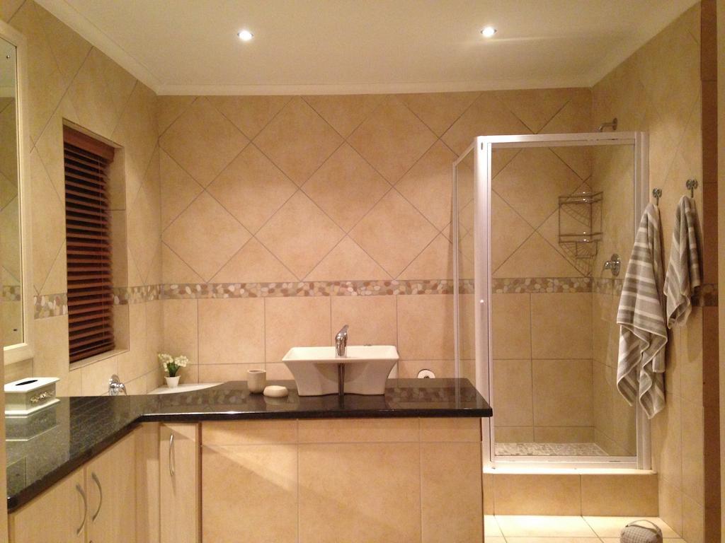 Fynbos Feniks Apartment Стелленбос Номер фото