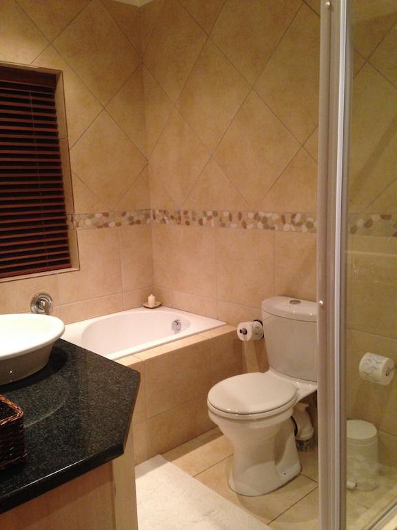 Fynbos Feniks Apartment Стелленбос Номер фото