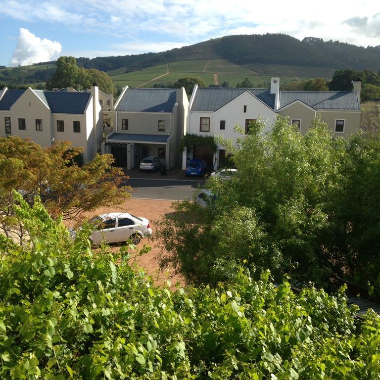 Fynbos Feniks Apartment Стелленбос Екстер'єр фото
